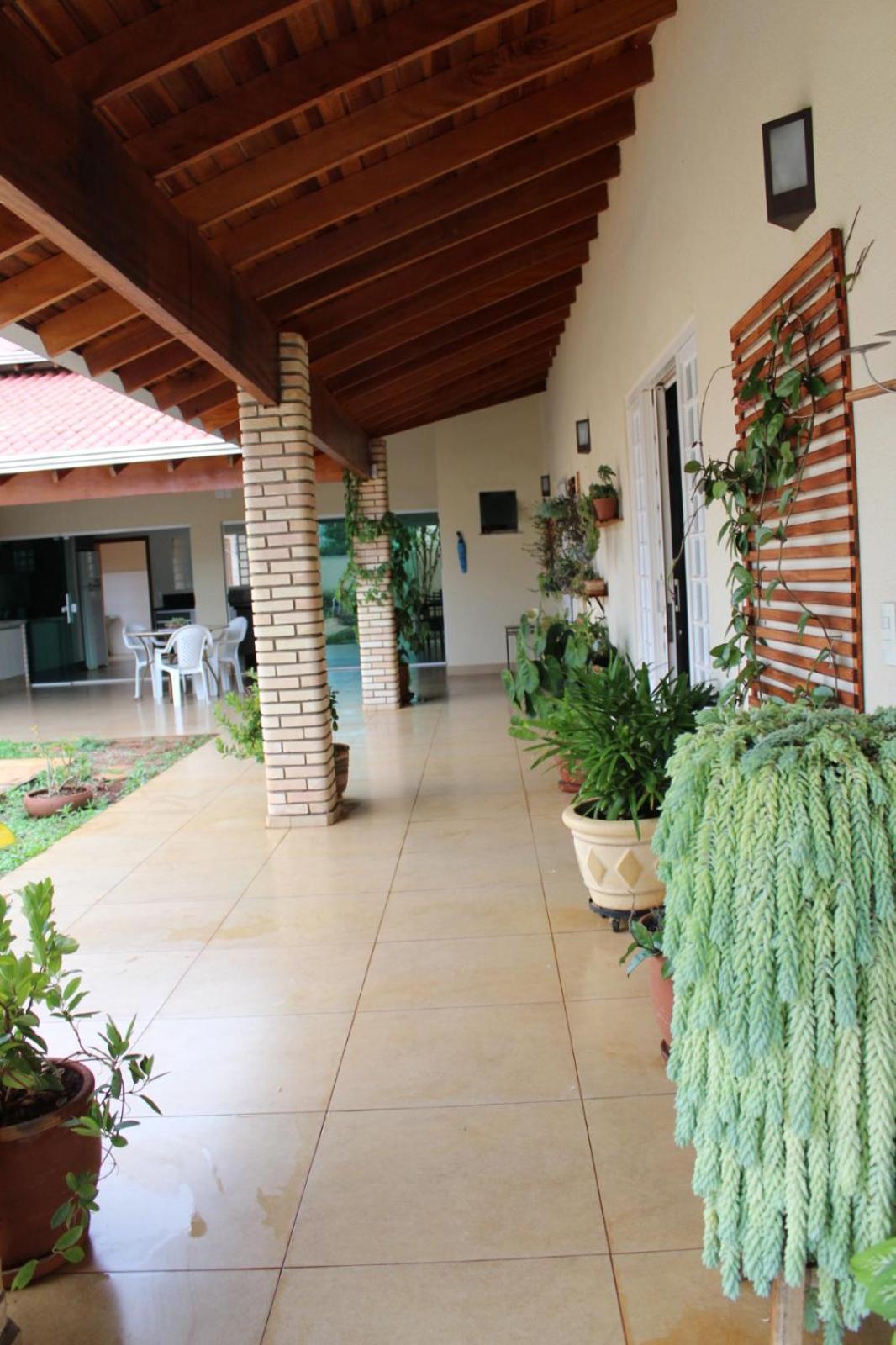 Villa Casa Bem Localizada E De Facil Acesso